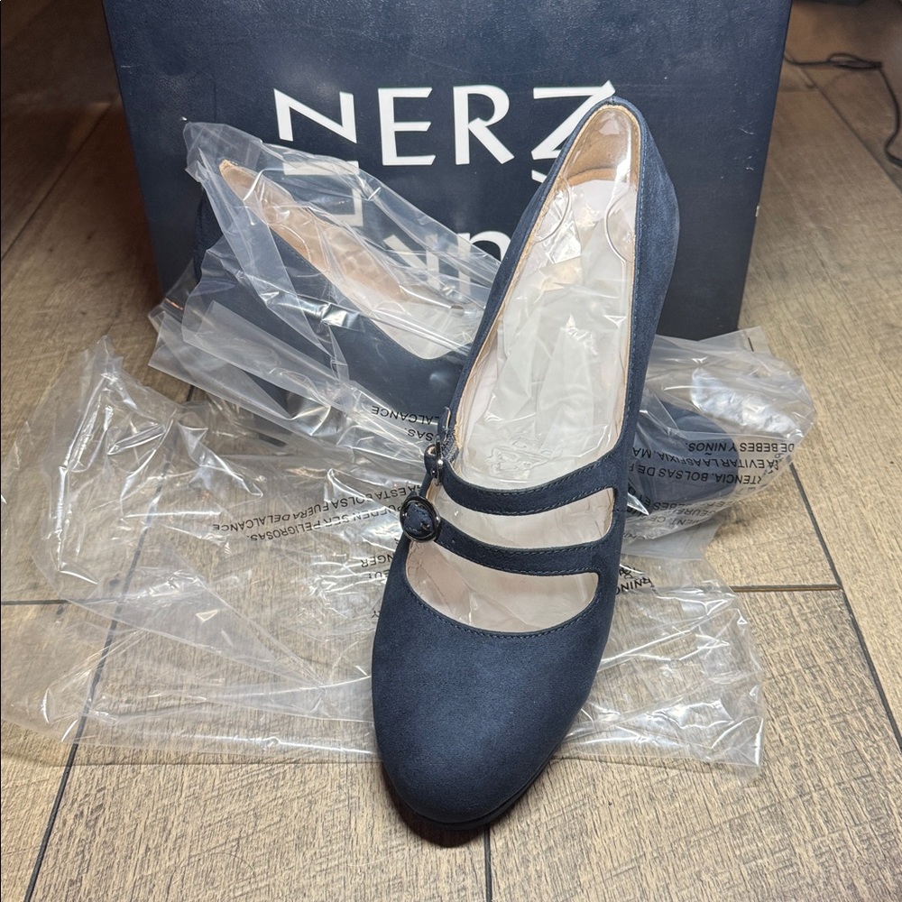 Naturalizer Navy Flats with Strap Detail